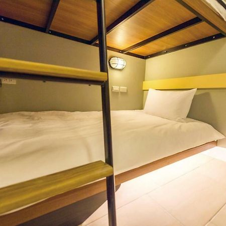 Divecube Hotel Taichung Exterior photo